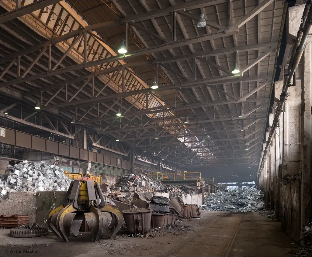 Planta de reciclaje de chatarra metálica industrial en Santiago